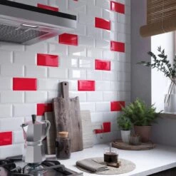 Faïence Mur Uni Rouge Ferrari émaillé L.7.5 X L.15 Cm, Metro ARTENS